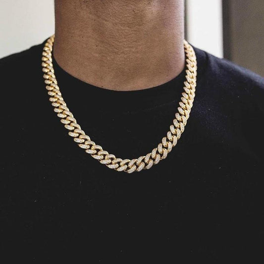 Diamond Cuban Link Choker in Yellow Gold (18 Inches)